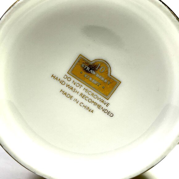 10 Strawberry Street Coffee Latte Mug White Metallic Gold Footed 12 oz - Picture 6 of 6